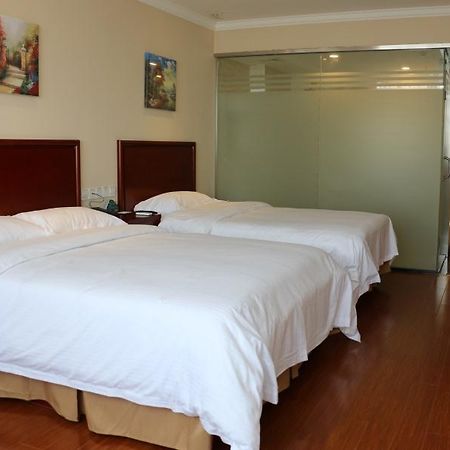 Greentree Inn Guangdong Shenzhen Huaqiangbei Express Hotel Buitenkant foto